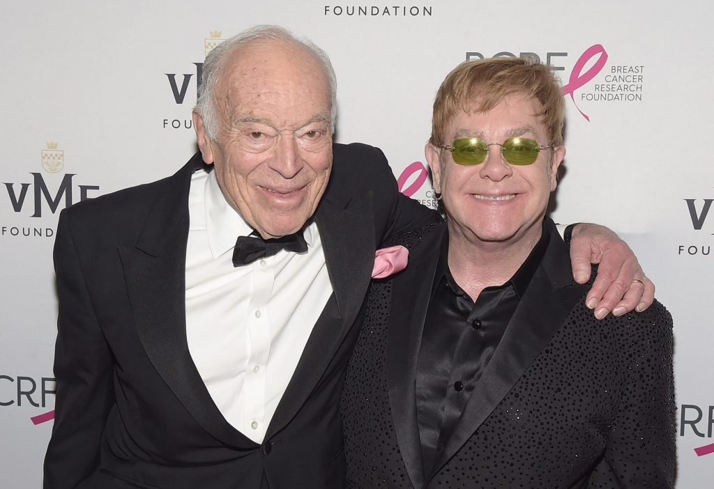 Elton John Honors Late Good friend at Breast Most cancers Analysis Scorching Pink Celebration