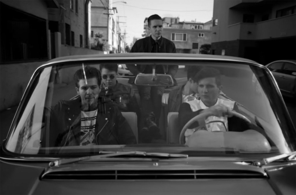 The Neighbourhood ‘Sweater Climate’ Hits 1 Billion Views on YouTube The Neighbourhood ‘Sweater Climate’ Hits 1 Billion Views on YouTube